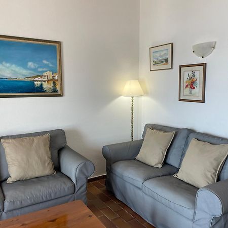 Es Castell 2 4 By Som Menorca Apartment Fornells  Bagian luar foto
